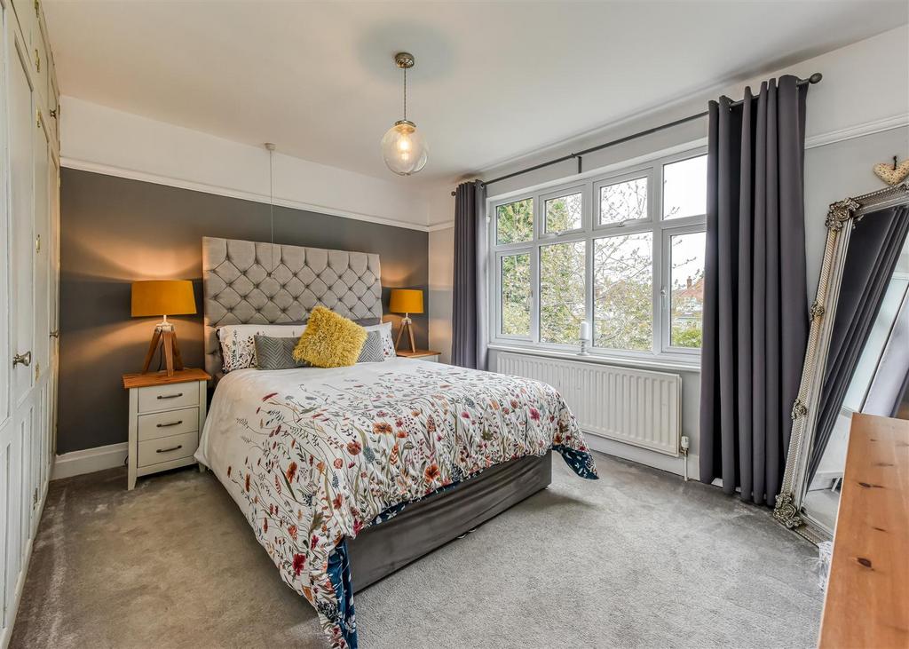 36 Pennhouse Avenue-Bedroom 1.jpg