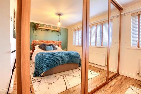 98 Baldoon Sands, Middlesbrough, TS5 8UF