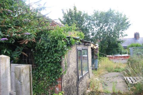 2 bedroom semi-detached house for sale, Benjamin Road, Wrexham LL13