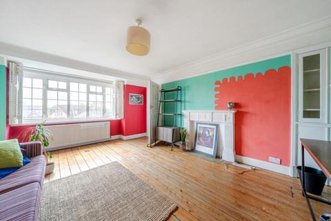 1 bedroom apartment to rent, Babington Road London SW16