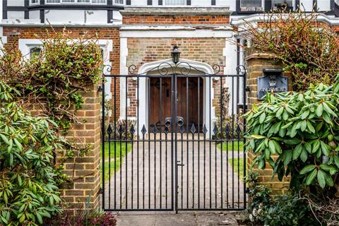 Foley Road, Claygate, Esher, Surrey, KT10
