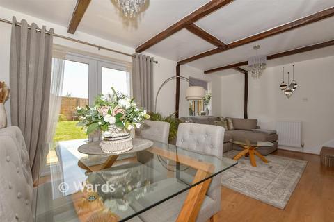 3 bedroom end of terrace house for sale, Blacksmith Drive, Weavering, Maidstone, Kent