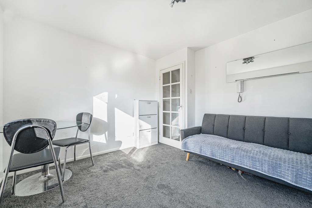 Living/Dining Area