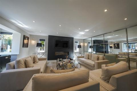 6 bedroom detached house for sale, The Fordrough, Truemans Heath Lane, Solihull