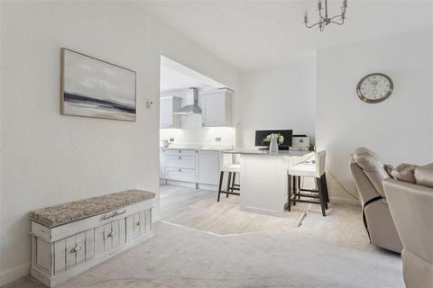 2 bedroom cottage for sale, Station Cottages, Denham
