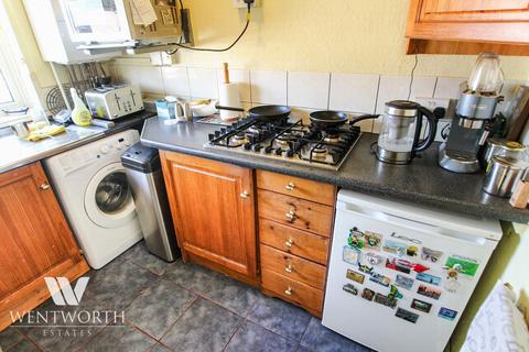 Studio for sale, Mount Pleasant, Ilford, IG1
