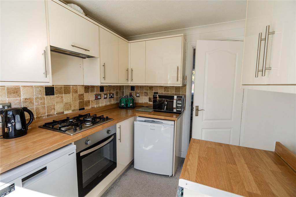 Kitchen (2)