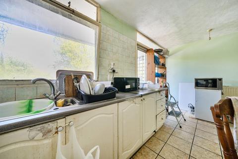 141 Mangold Way, Erith, DA18 4DB