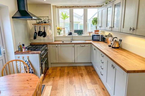 5 bedroom detached house for sale, Park Shaw, Sedlescombe, TN33