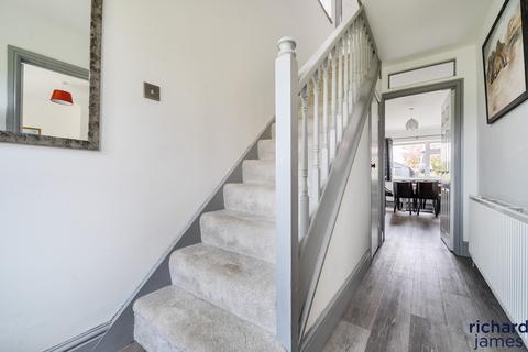 11 Keble Close, Nythe, Swindon, SN3 3NN