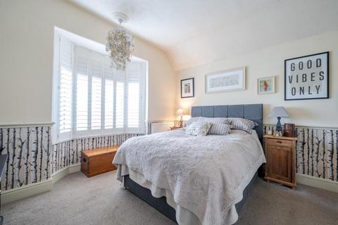 Poppins Elson Road, Ellesmere, SY12 9EU