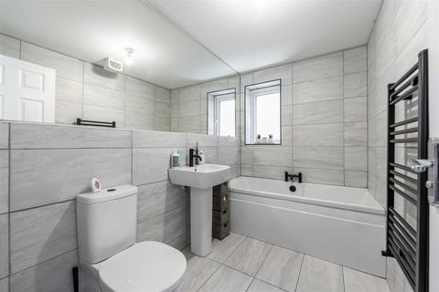9 Marigold Way, Fairmoor Meadows, Morpeth, NE61 3FP
