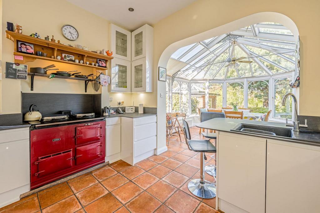 Kitchen/Conservatory
