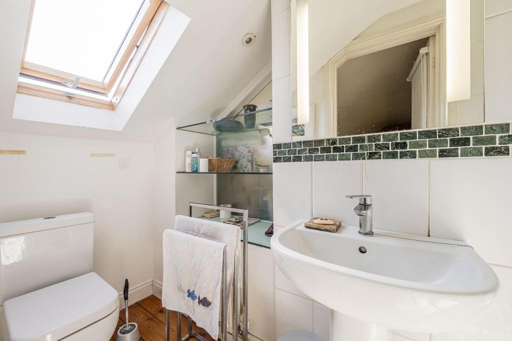 En-Suite 1