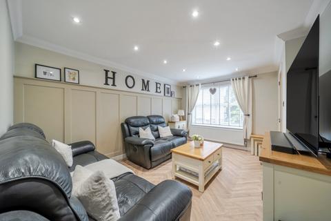 16 Ash Close, Lincoln, LN6 0RU