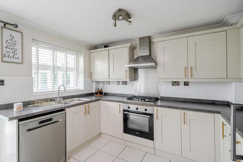 16 Ash Close, Lincoln, LN6 0RU