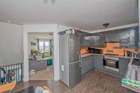 34 The Gateways, Wyke, Bradford, BD12 8DG
