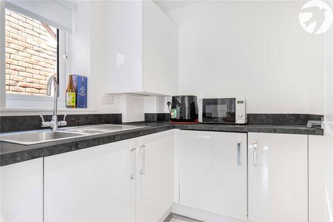 72 Castleridge Drive, Greenhithe, DA9 9WT