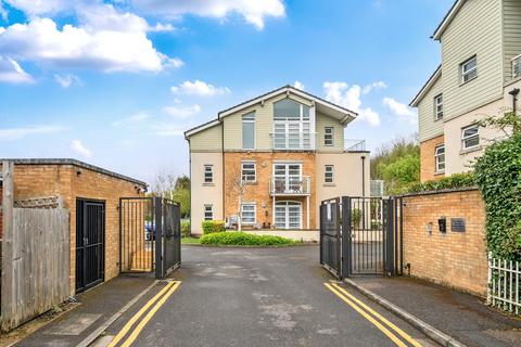 2 bedroom apartment for sale, The Quadrant, Rickmansworth, Hertfordshire