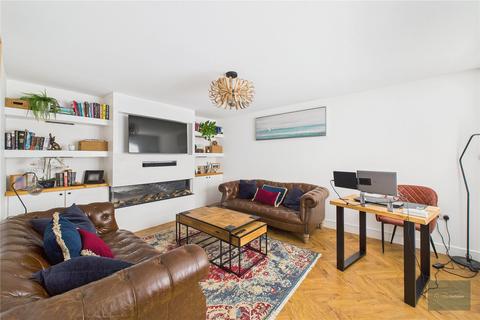 4 bedroom detached house for sale, Bankart Lane