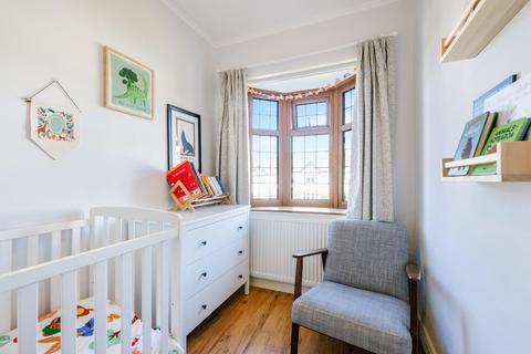 54 Elmstead Gardens, Worcester Park, KT4 7BE