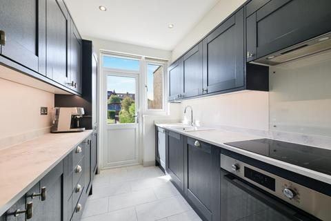 54 Elmstead Gardens, Worcester Park, KT4 7BE