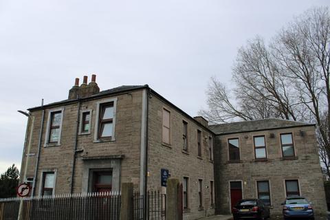 3 bedroom flat to rent, William Street, Dundee DD1