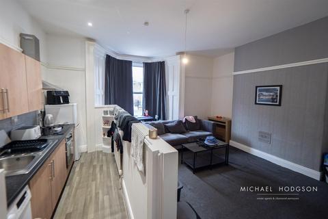 6 bedroom terraced house for sale, Argyle Square, Ashbrooke, Sunderland