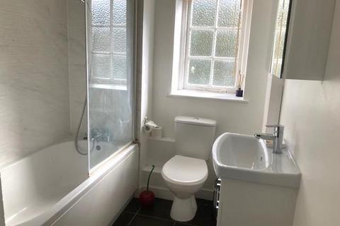 1 bedroom flat for sale, Oakeshott Avenue, Highgate