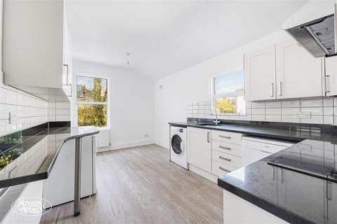 2 bedroom apartment for sale, Whitestile Road, Brentford