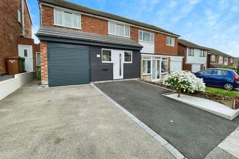 10 Berwick Grove, Great Barr, Birmingham, B43 7QB