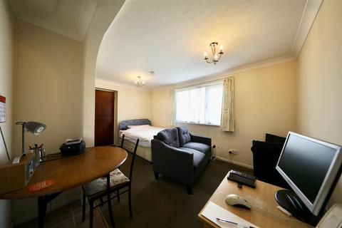 1 bedroom flat for sale, Maplewood Avenue, Hull