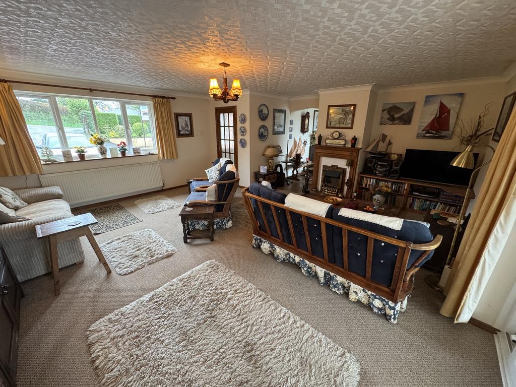 Lounge (second image)