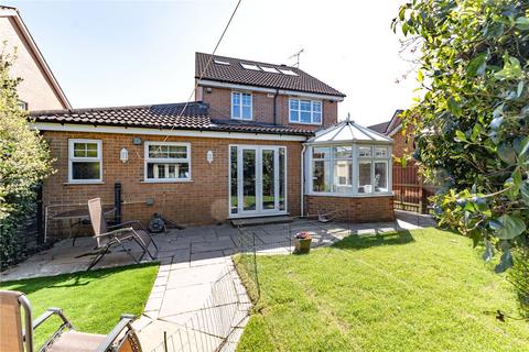 5 bedroom detached house for sale, Hawthorne View, Gildersome, Morley, Leeds