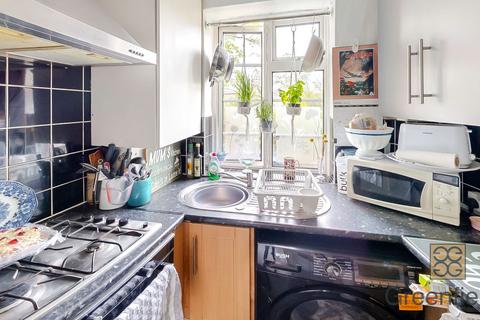 15 Garden Close, Ruislip, HA4 6DB