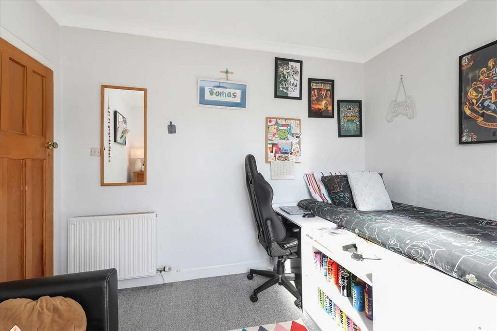 Bedroom Three (3)