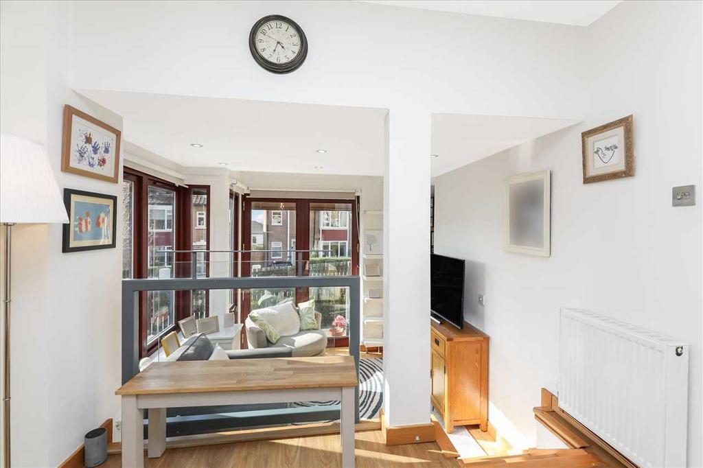 Kitchen - Looking