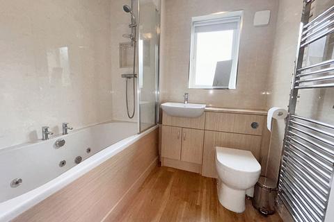 49 Bridges View, Gateshead, NE8 1NZ
