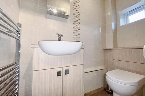49 Bridges View, Gateshead, NE8 1NZ
