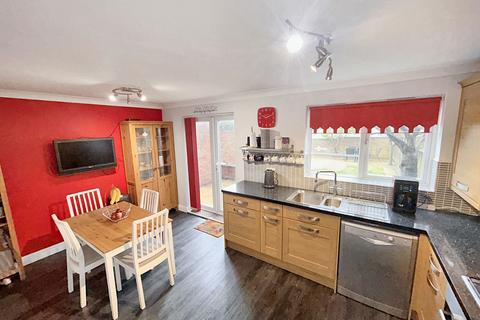 49 Bridges View, Gateshead, NE8 1NZ