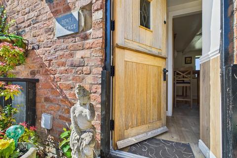 2 bedroom barn conversion for sale, Rossett Road, Holt, LL13