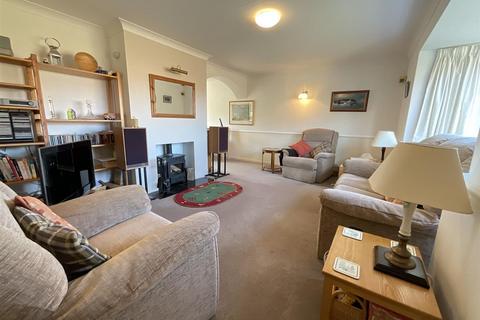 4 bedroom detached house for sale, Hovingham Drive, Scarborough, YO12
