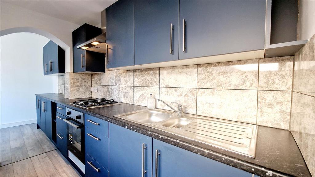 Kitchen alt photo