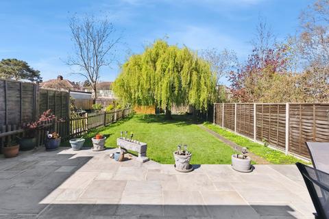 23 Priory Avenue, Sutton, SM3 8LU