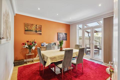 23 Priory Avenue, Sutton, SM3 8LU