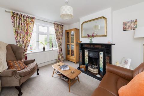 2 bedroom cottage for sale, Hill View, Banbury Road, North Newington