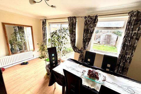 3 bedroom terraced house for sale, Romsey Road, Dagenham, RM9