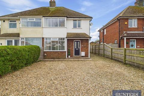 3 bedroom semi-detached house for sale, Muston Road, Filey