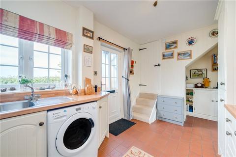 2 The Row, Hunsingore, Wetherby, LS22 5JA