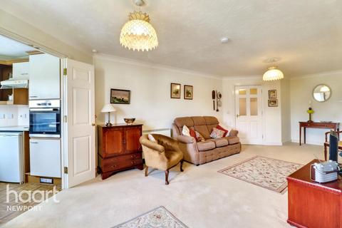 1 bedroom apartment for sale, Monmouth Court, Newport